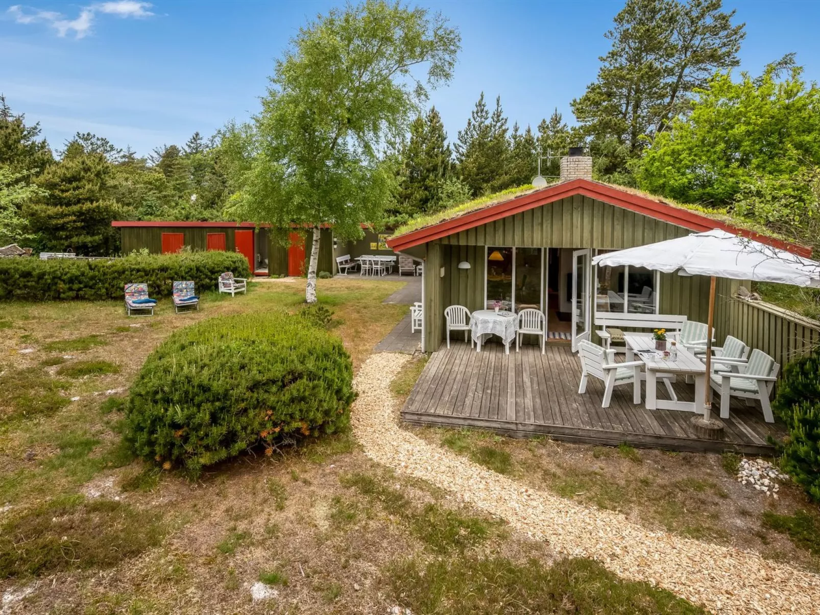 "Sisko" - 800m from the sea-Outside