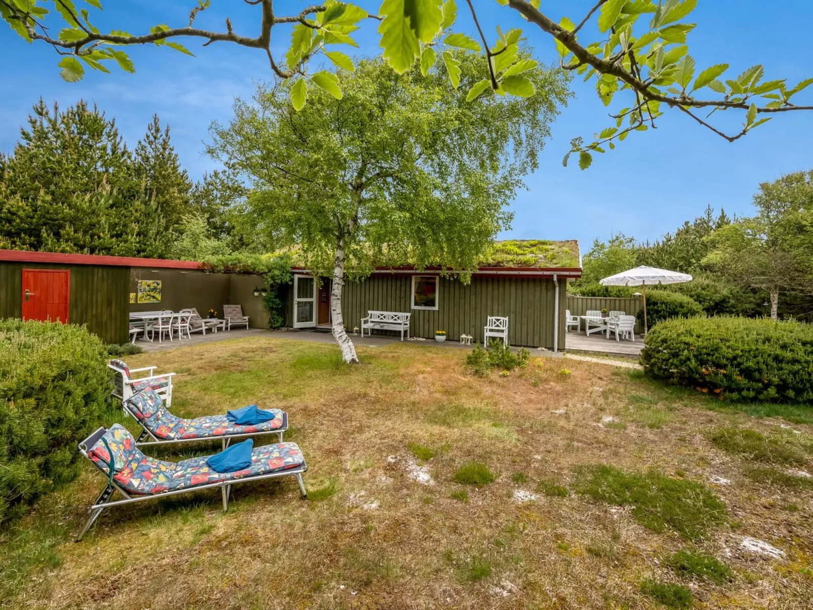 "Sisko" - 800m from the sea-Outside