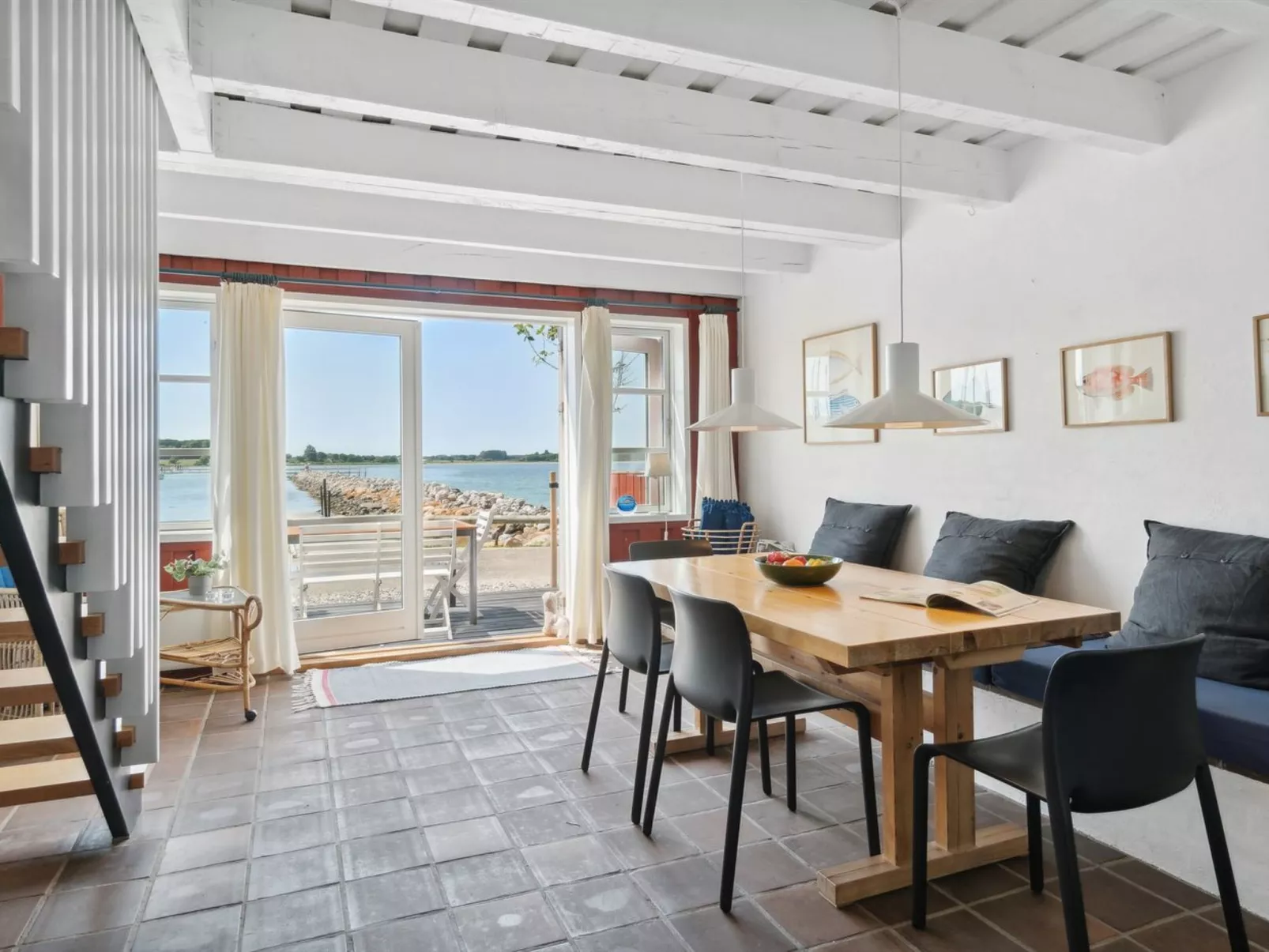 "Adils" - 5m from the sea-Inside