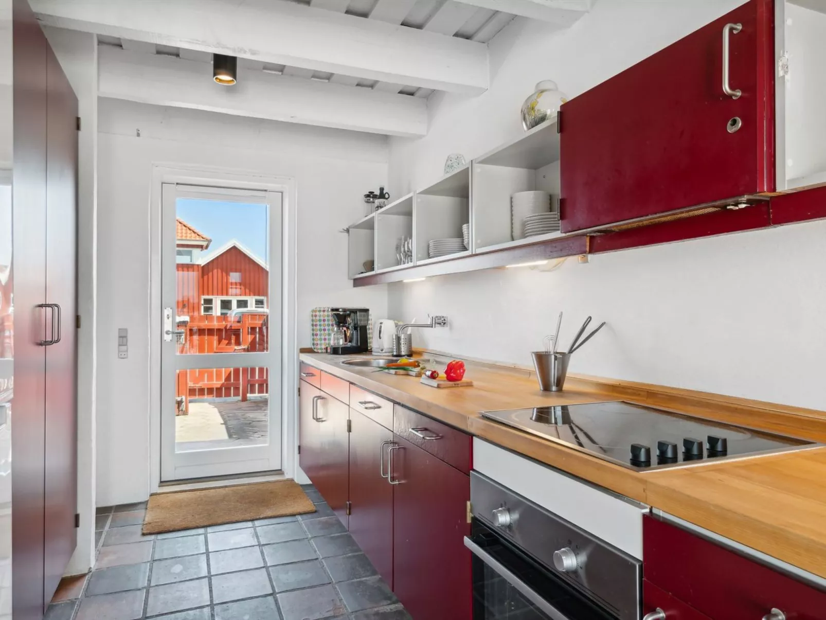 "Adils" - 5m from the sea-Inside