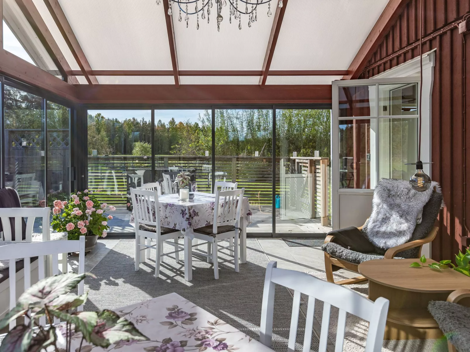 Villa Blommelund-Outside