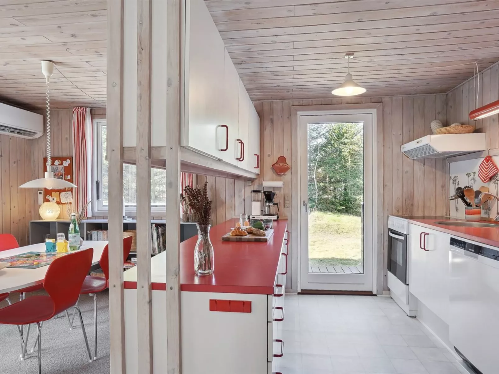 "Eriksine" - 1.9km from the sea-Outside