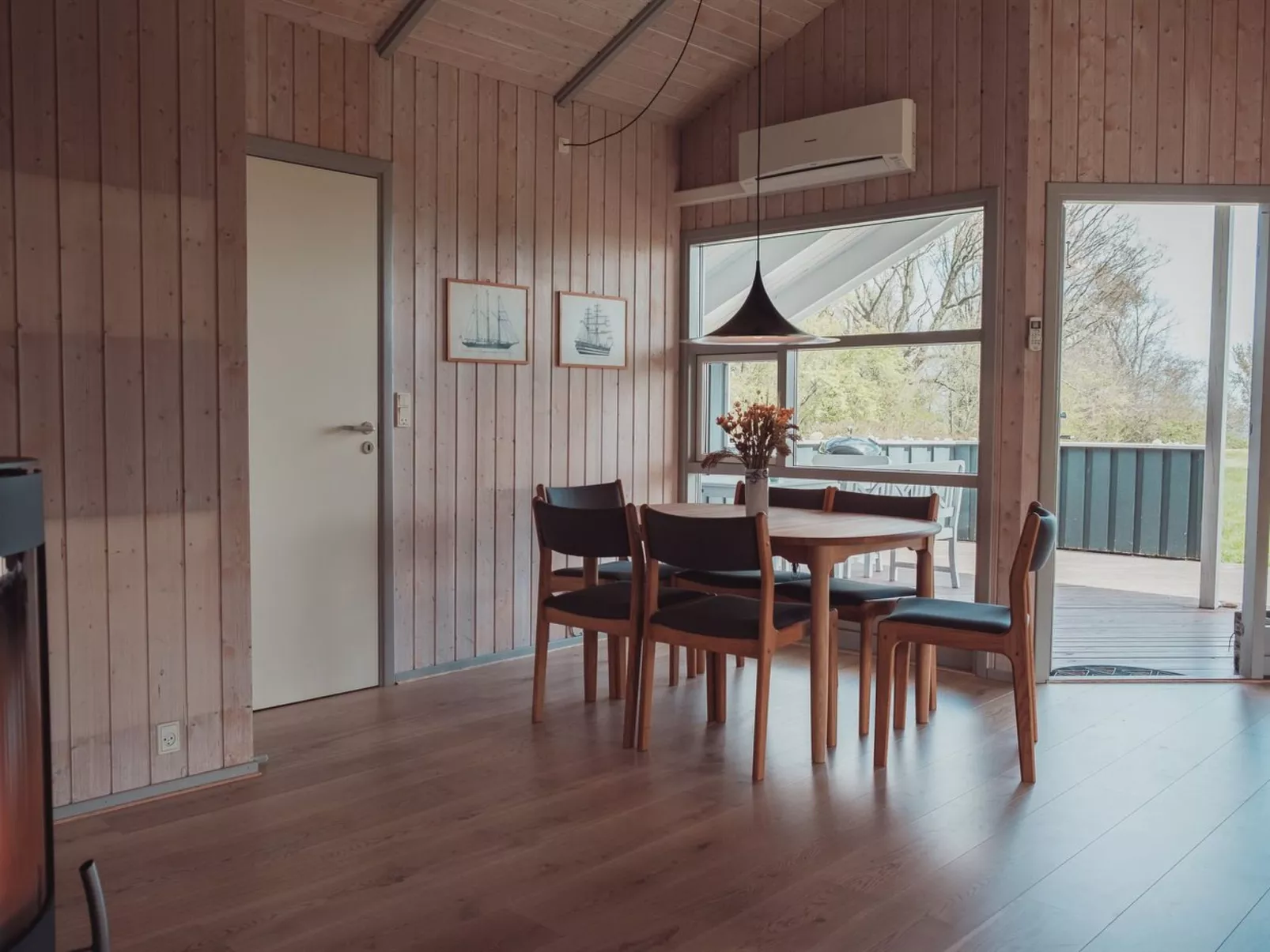 "Neno" - 100m from the sea-Drinnen