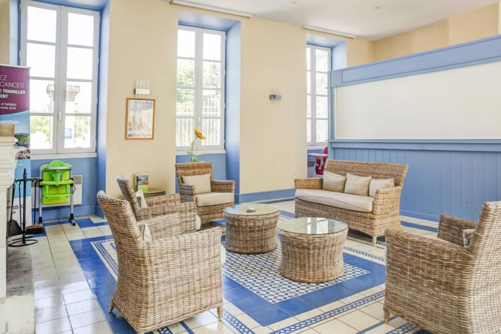 Residence Le Palais des Gouverneurs St Martin-de-Ré - 14 Standard Studio 4 p - 1 mezzanine-Living room