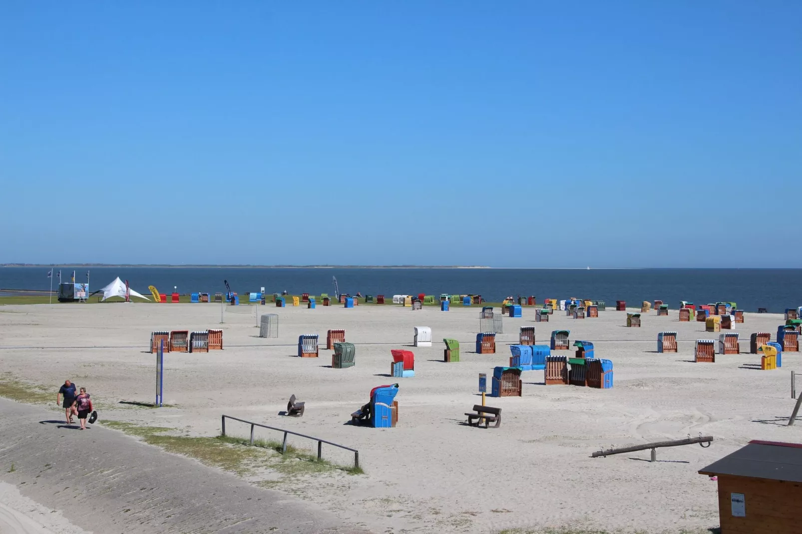 Ferienwohnung mit Balkon für Zwei in Dornumersiel-Areas summer 5km