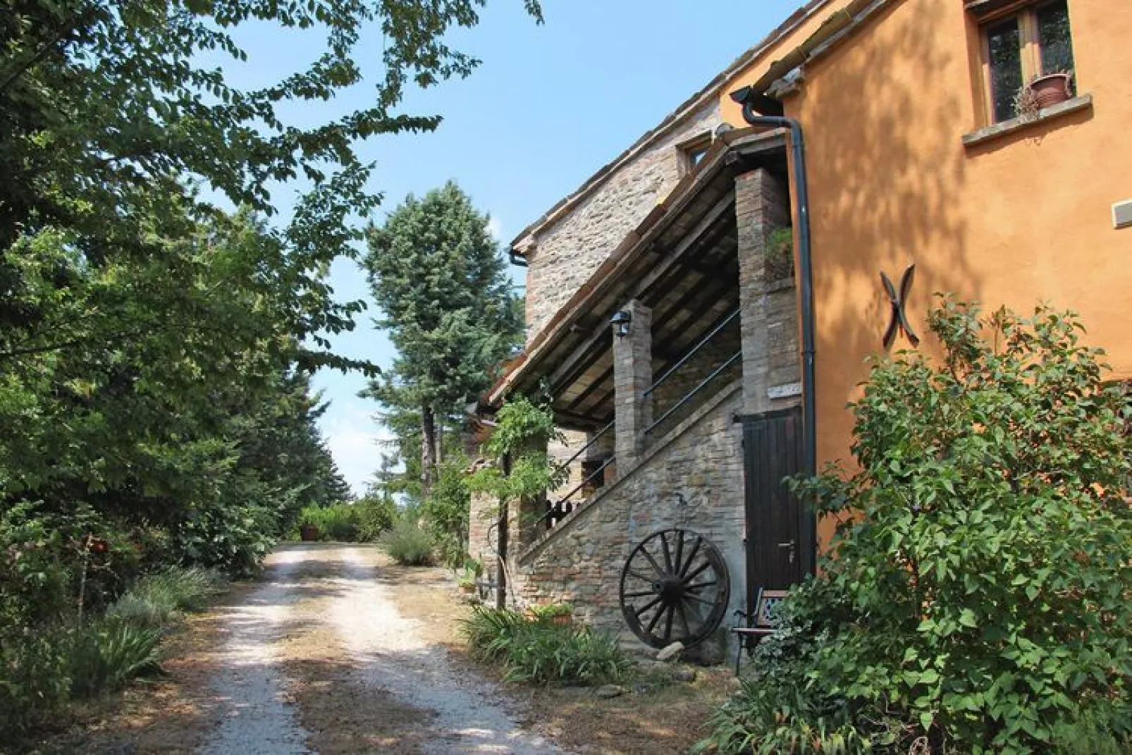 Villa Ca' Piero, Urbino-max. 8 pax-Exterior summer