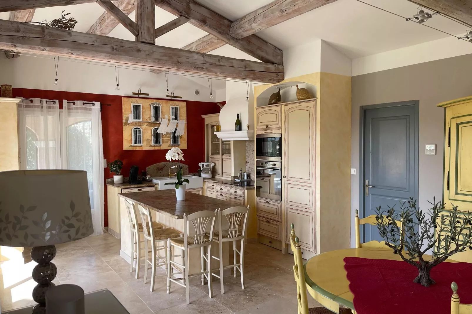 Comfortable villa with private pool-Kitchen