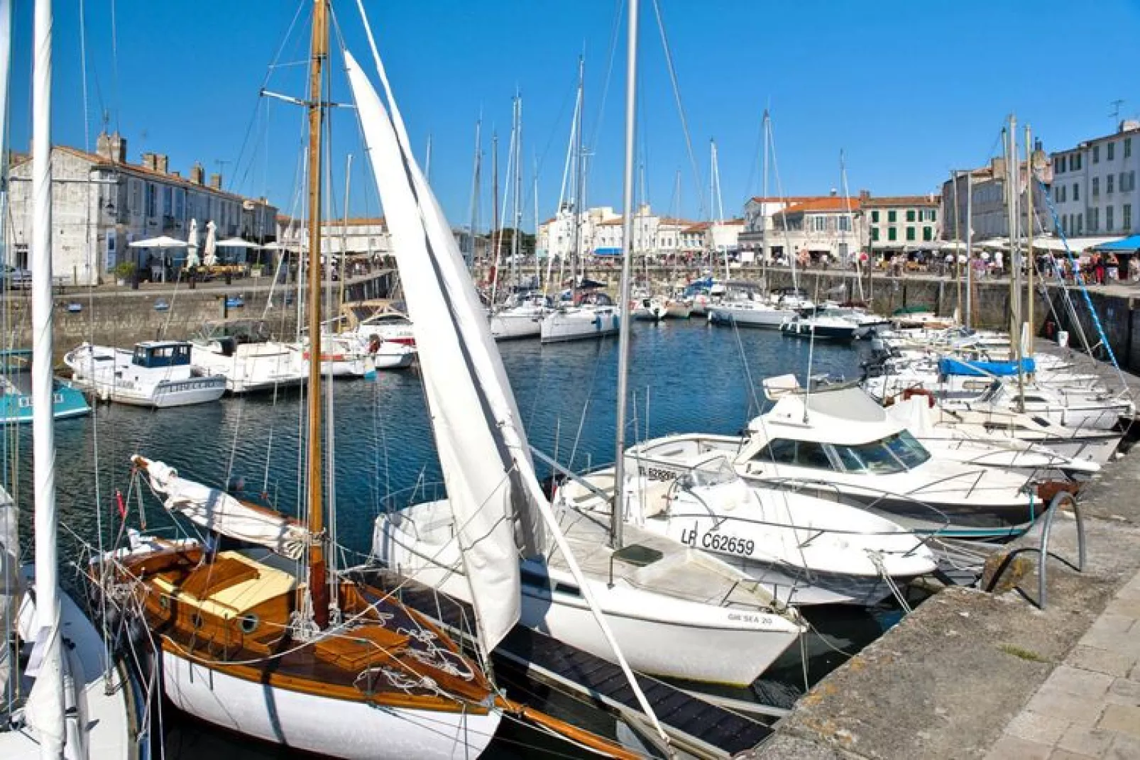 Residence Le Palais des Gouverneurs St Martin-de-Ré - 14 Standard Studio 4 p - 1 mezzanine-Areas summer 1km