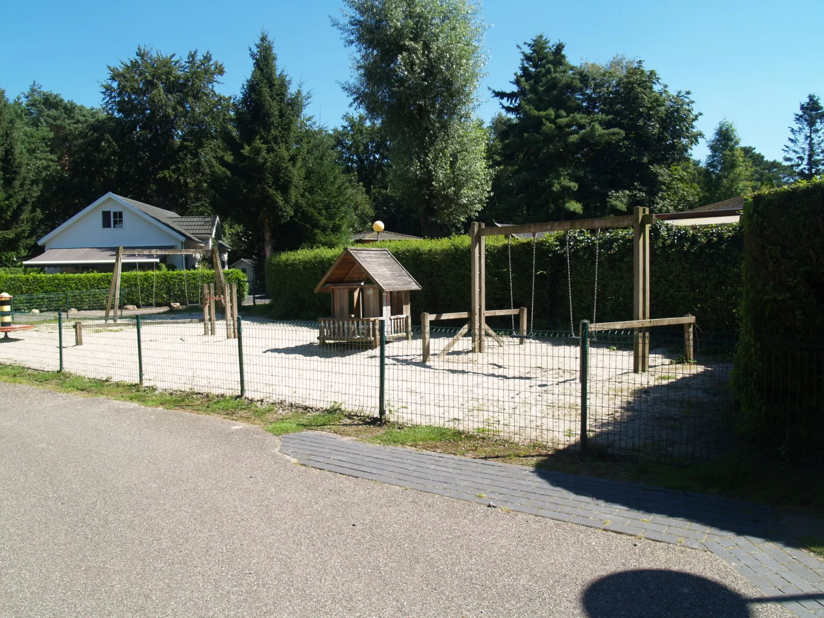 Pavilion 4-Outside