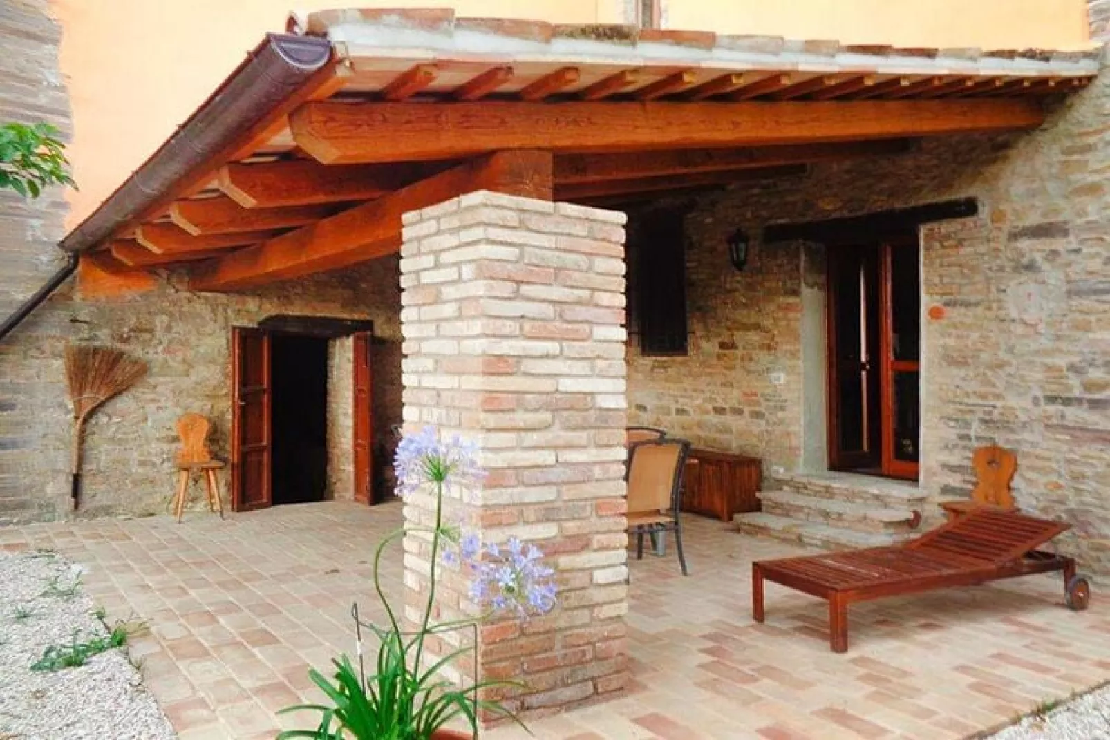 Villa Ca' Piero, Urbino-max. 8 pax-Exterior summer