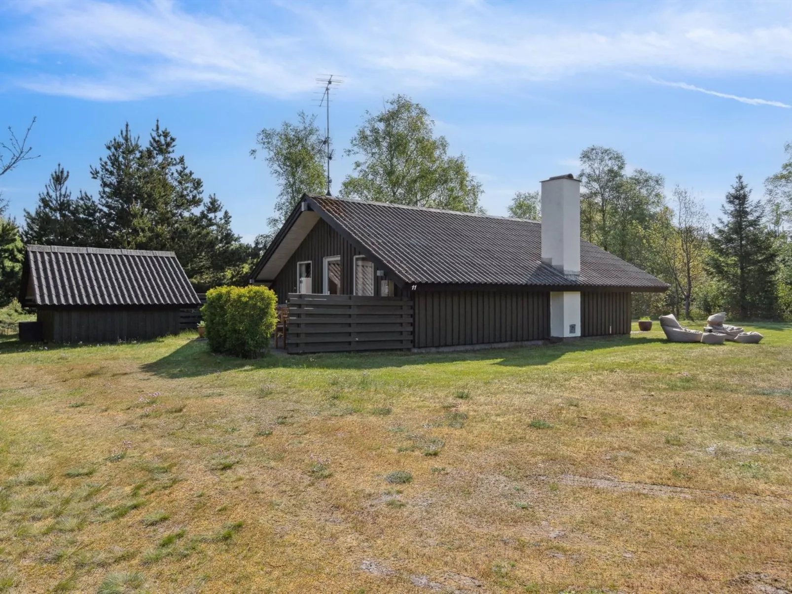 "Irlin" - 600m from the sea-Outside