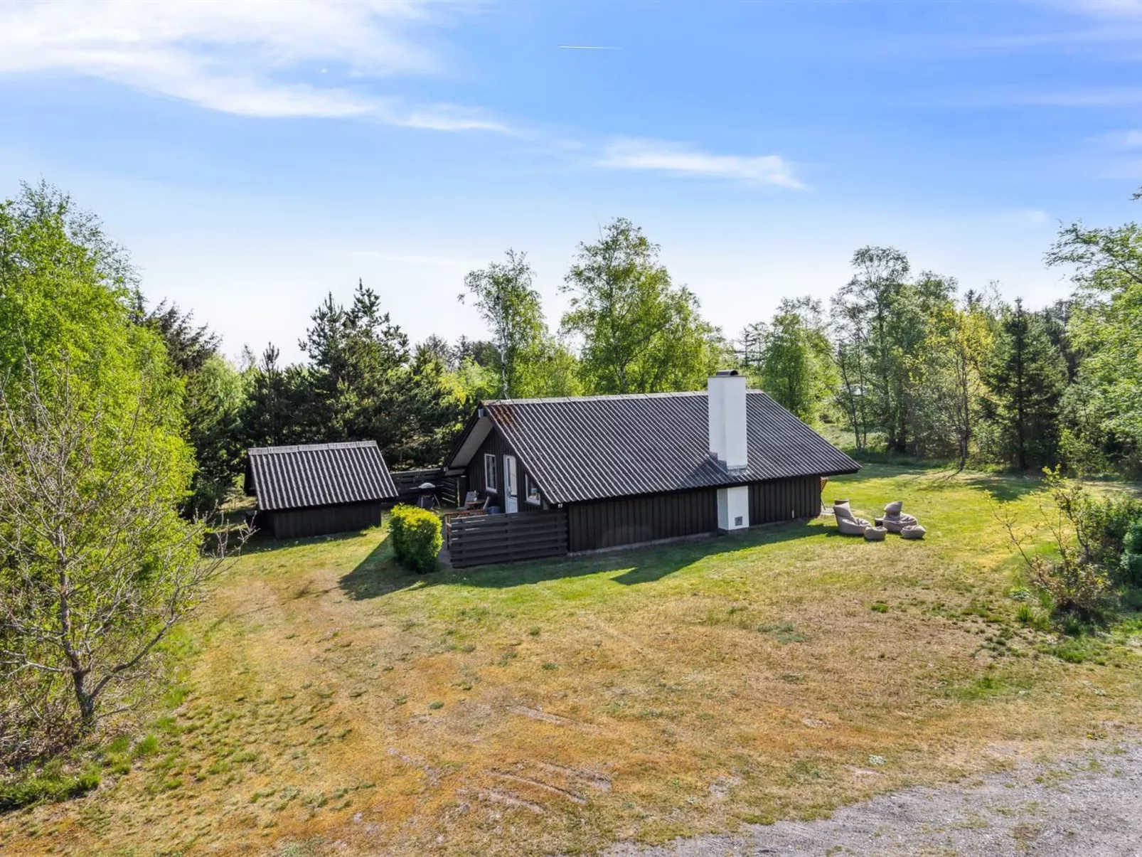 "Irlin" - 600m from the sea-Outside
