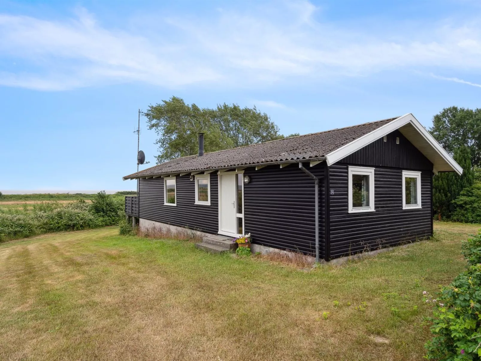 "Bridgette" - 100m from the sea-Outside