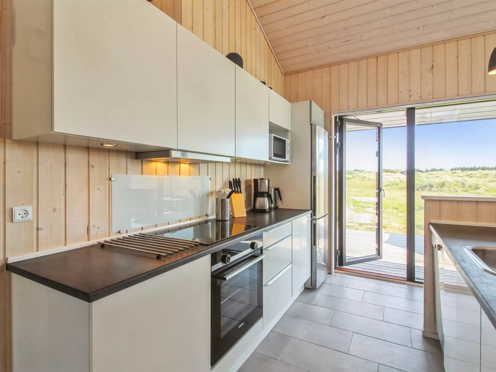 "Ascan" - 600m from the sea-Inside