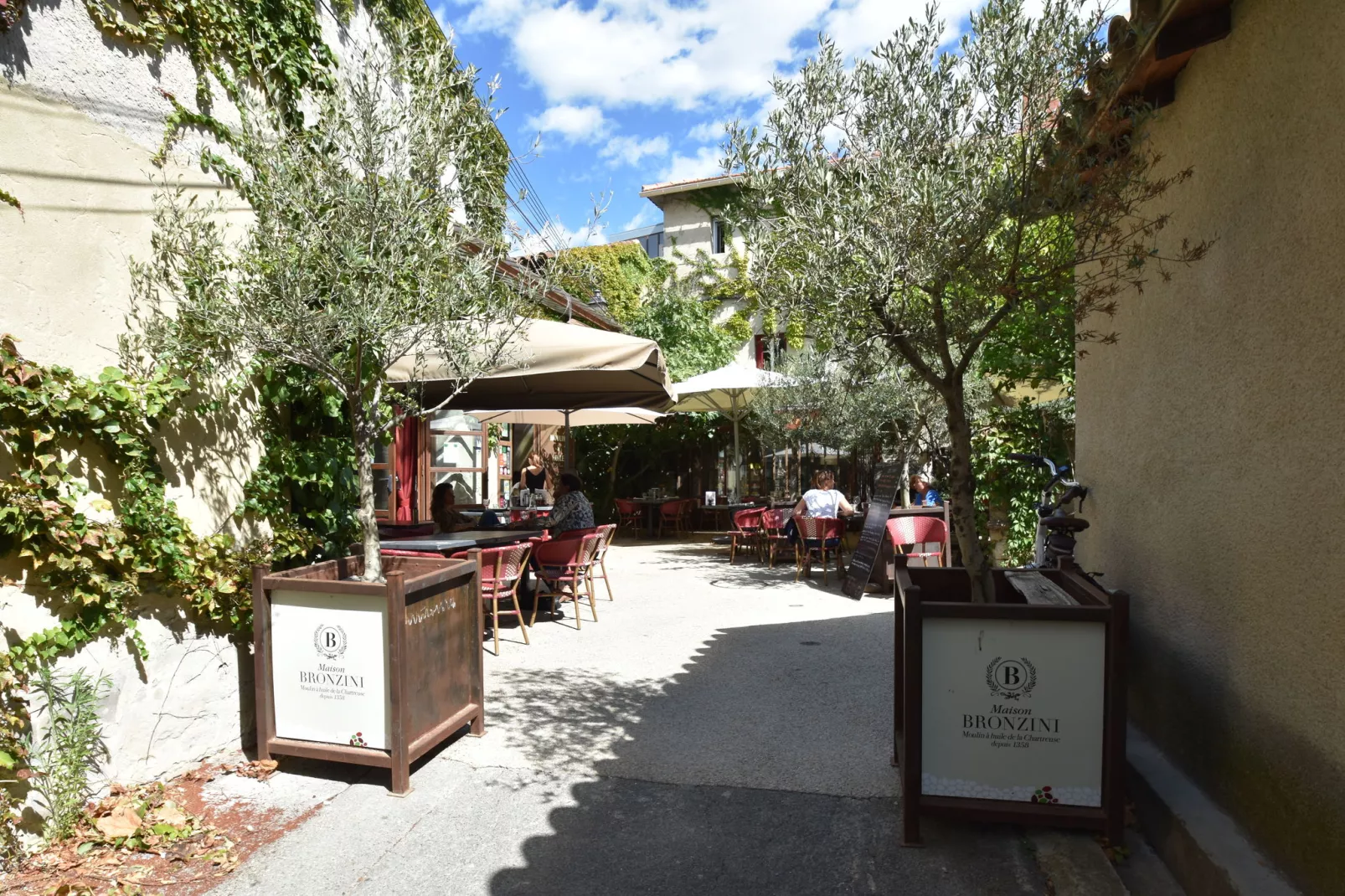 Comfortable villa with private pool-Areas summer 20km