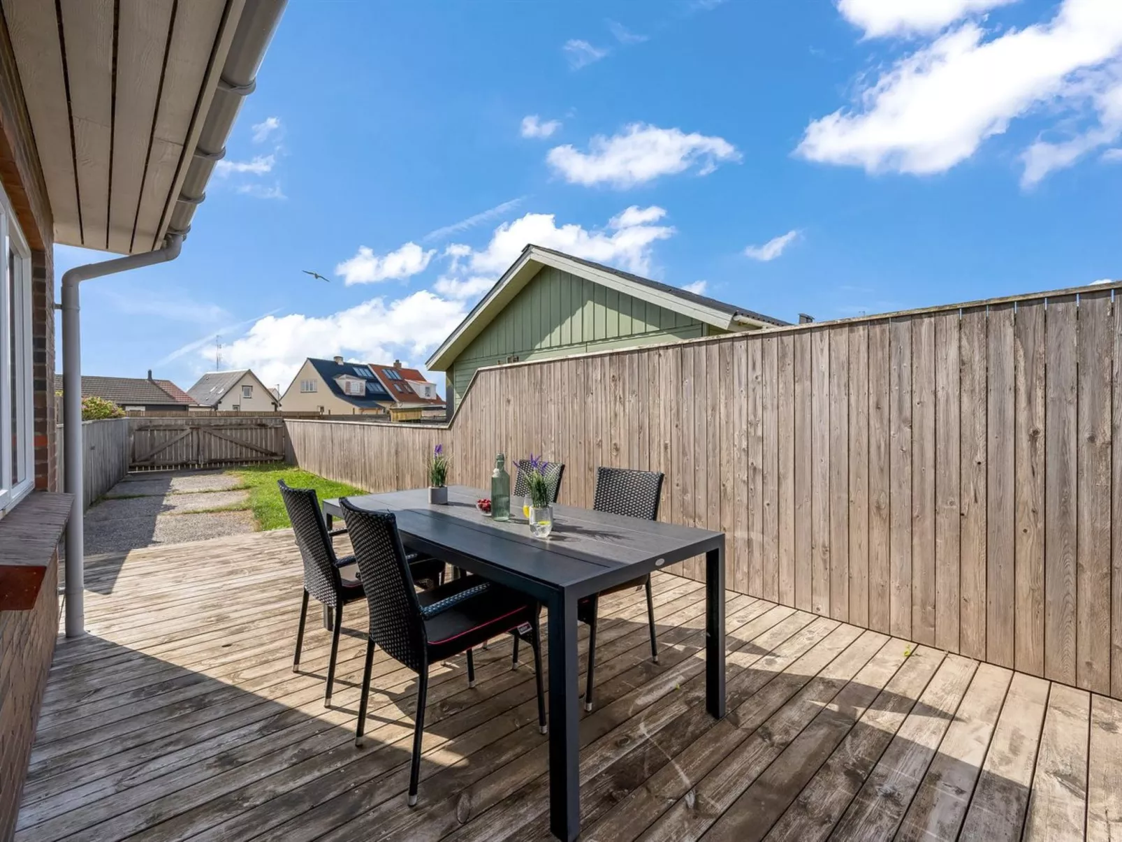 "Heming" - 100m from the sea-Draußen