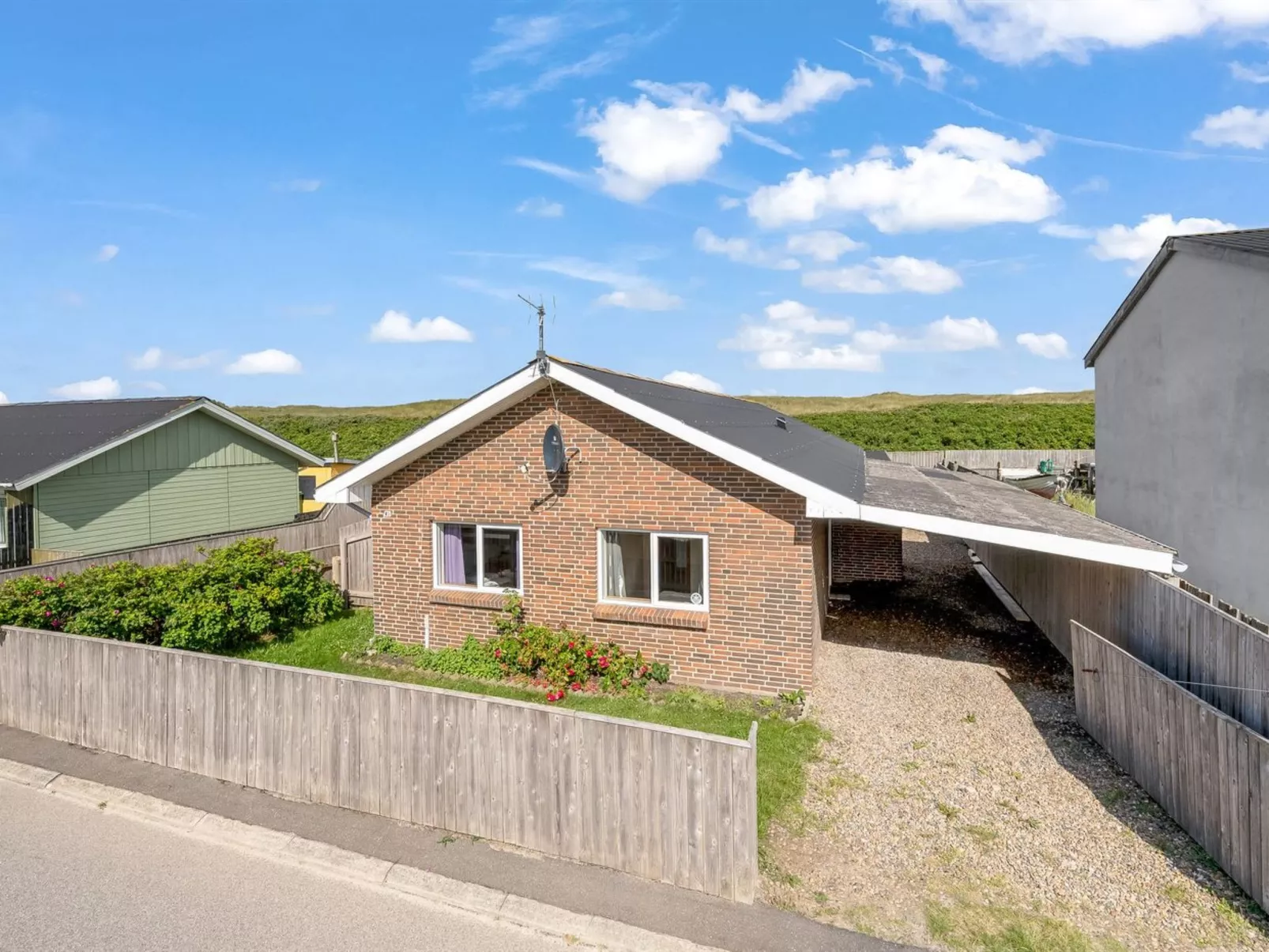 "Heming" - 100m from the sea-Draußen