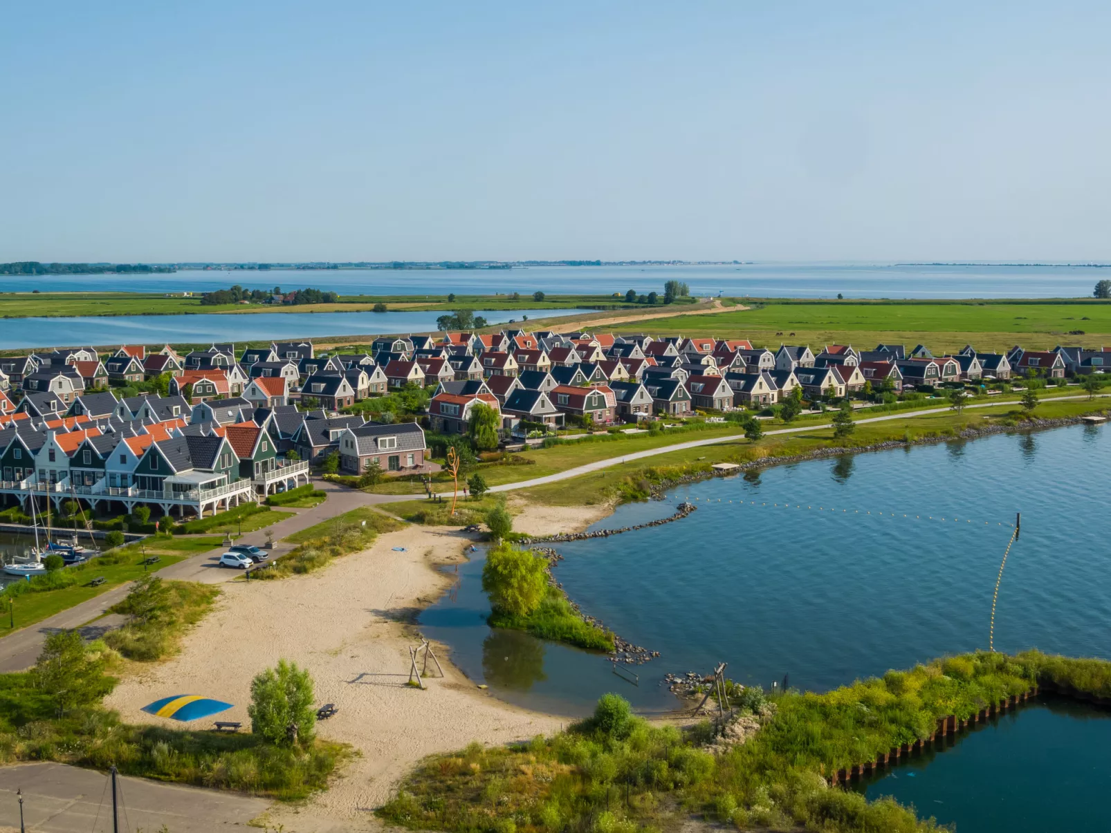 Zuiderzee 4-Outside