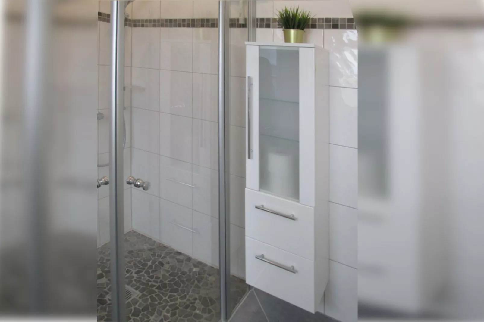Großes Ferienhaus in ruhiger Lage mit Feldblick-Bathroom