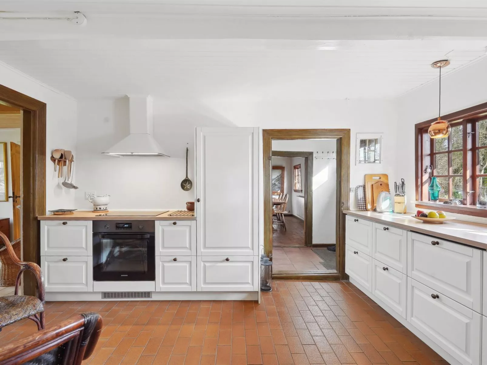 "Elvin" - 2.7km from the sea-Drinnen