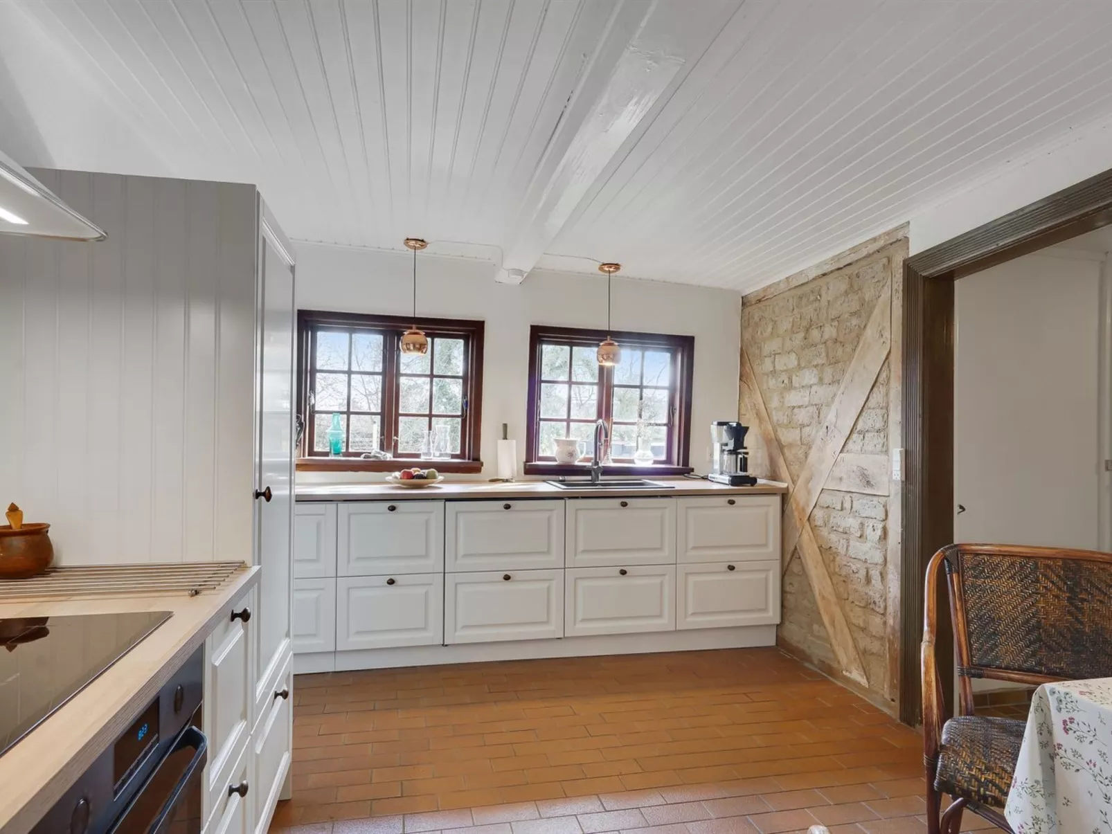 "Elvin" - 2.7km from the sea-Drinnen