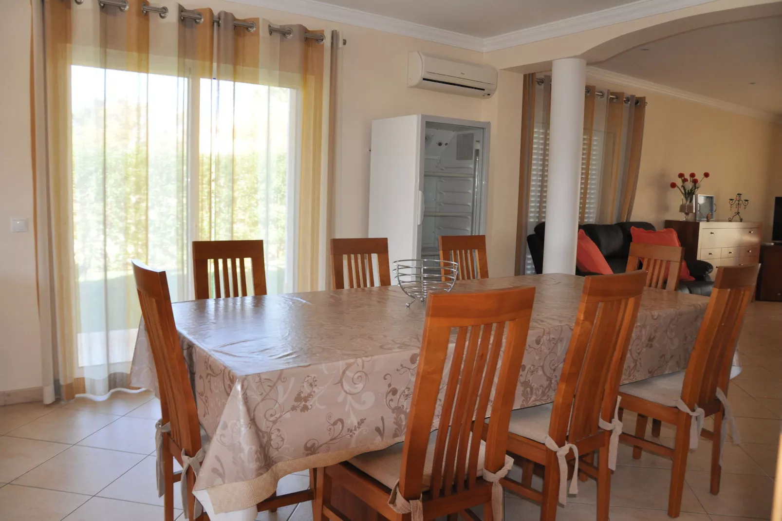 Costa V3-Dining room