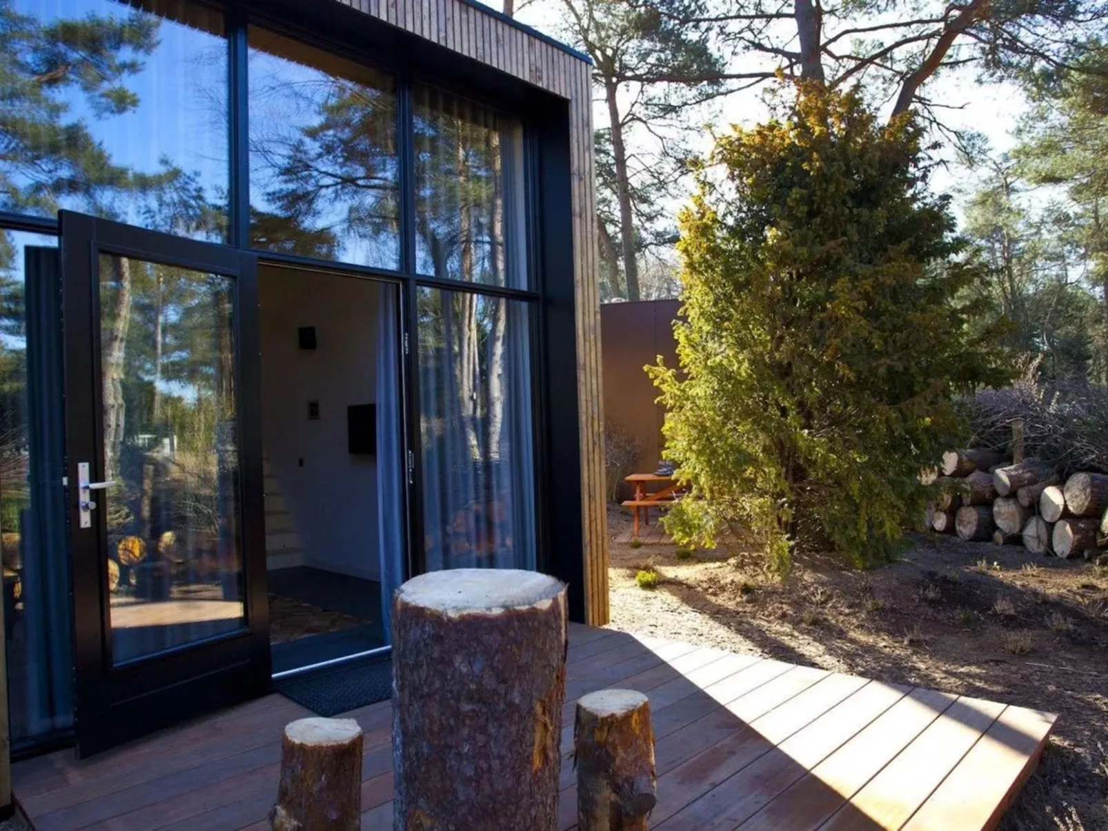 Tiny House 2-Outside