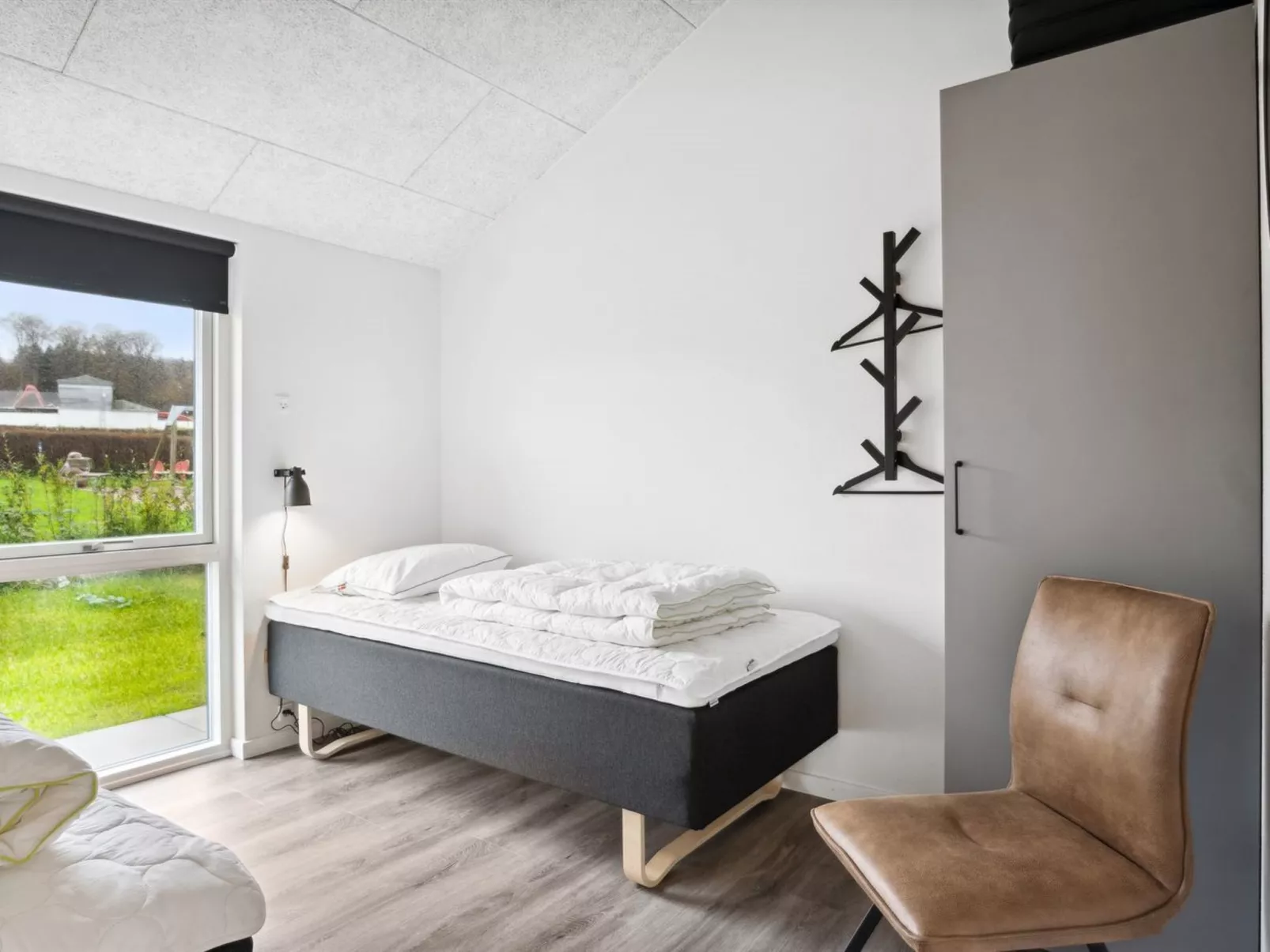 "Clare" - 100m from the sea-Inside