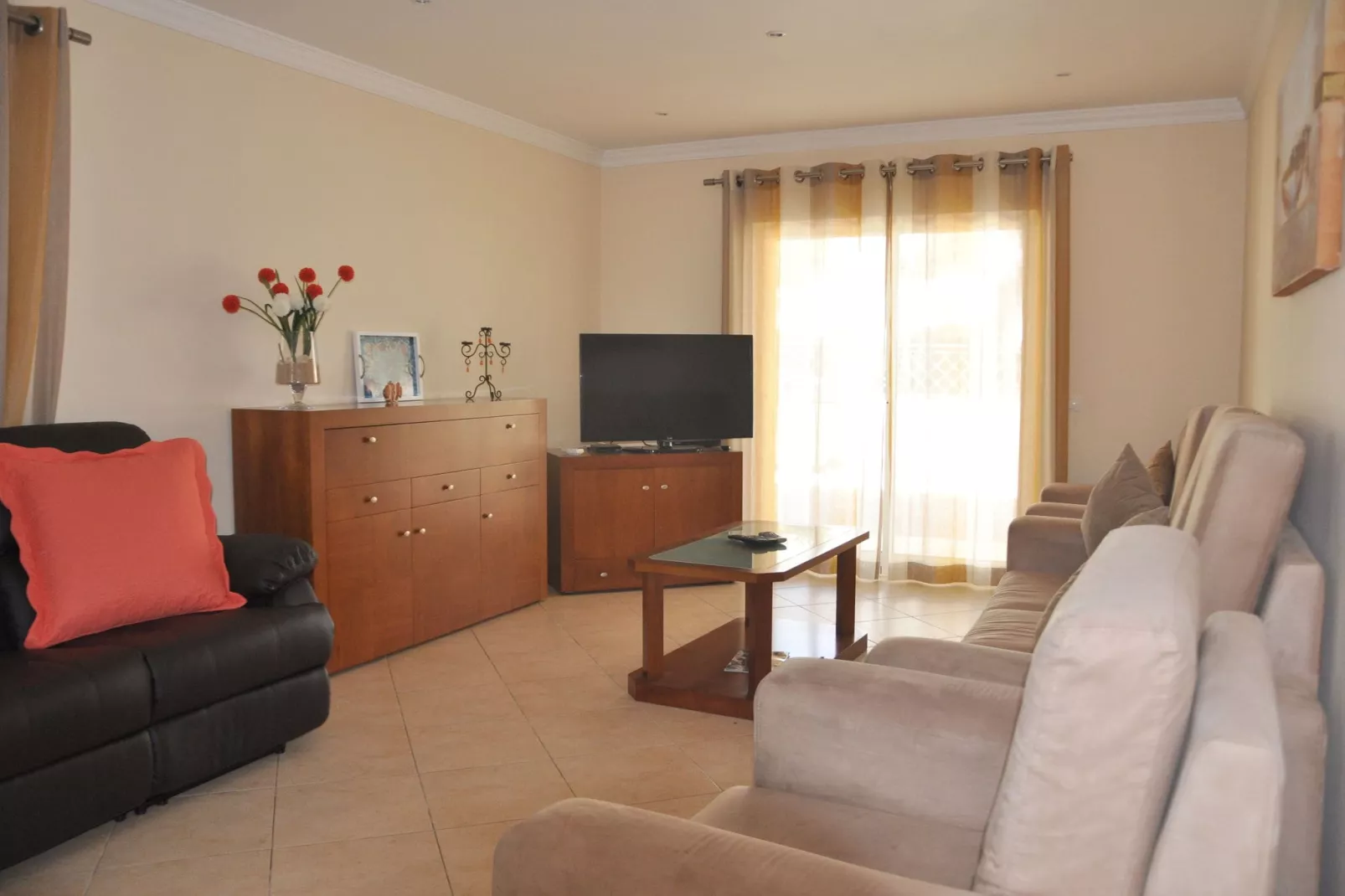 Costa V3-Living room