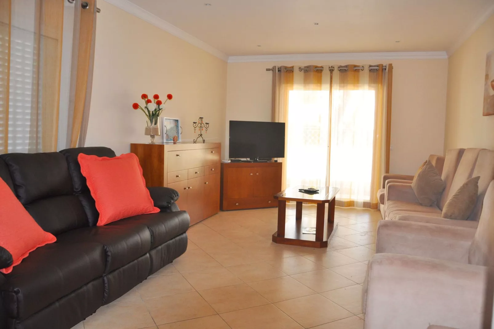Costa V3-Living room