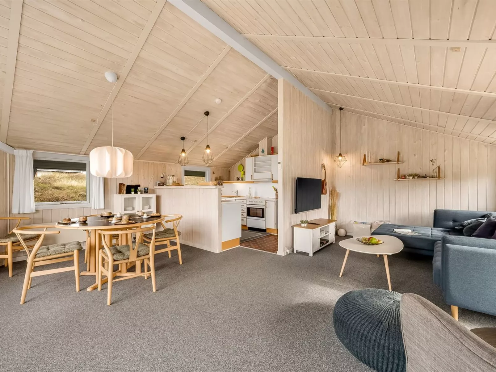 "Edvardine" - 400m from the sea-Inside