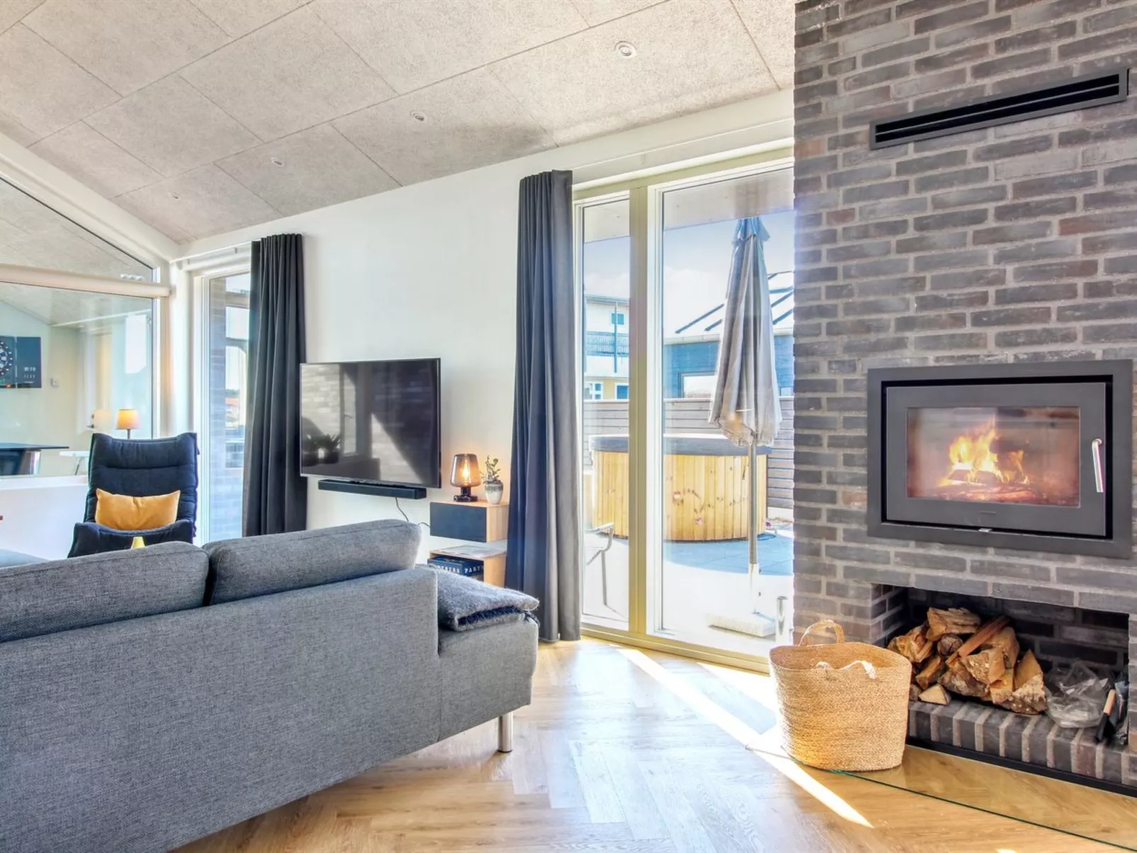 "Esme" - 400m from the sea-Inside