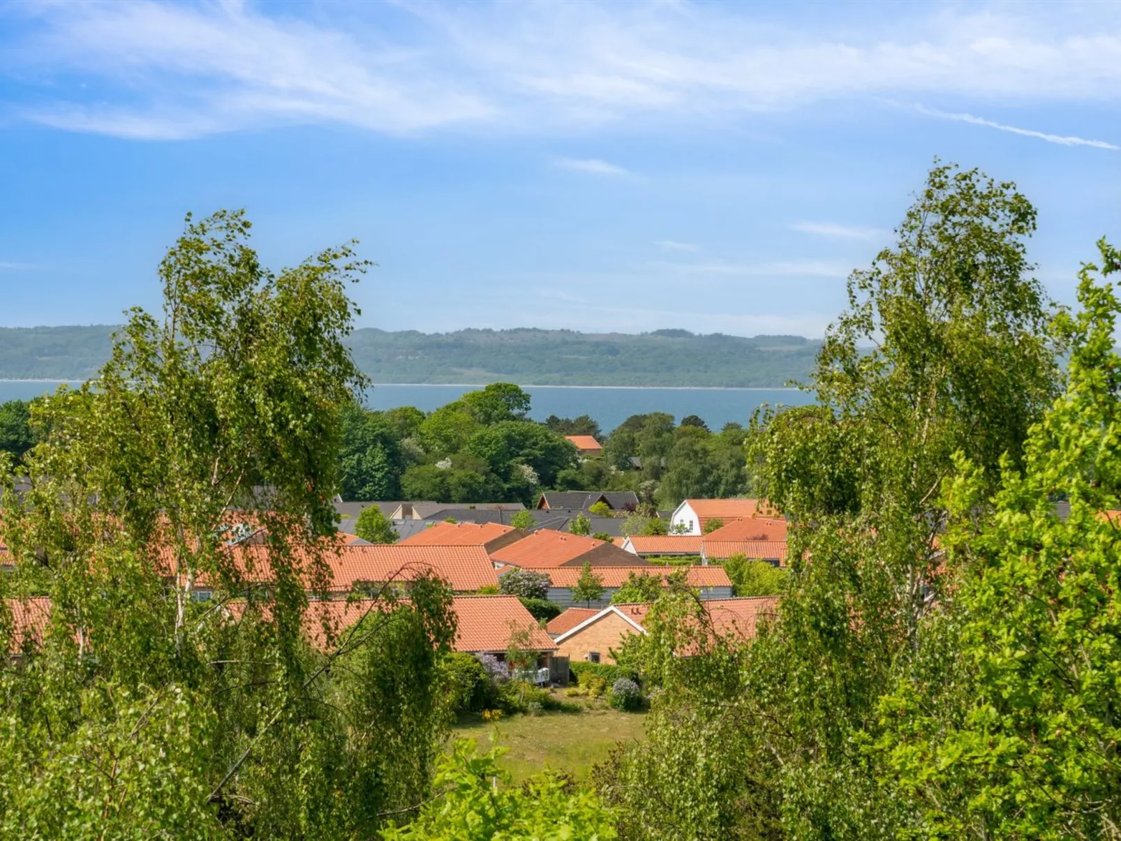 "Lynne" - 1km from the sea-Outside
