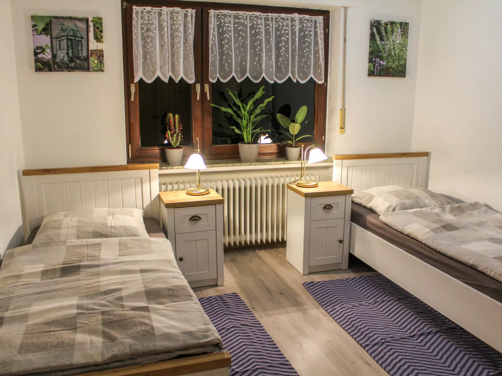 An der Schleuse-Inside