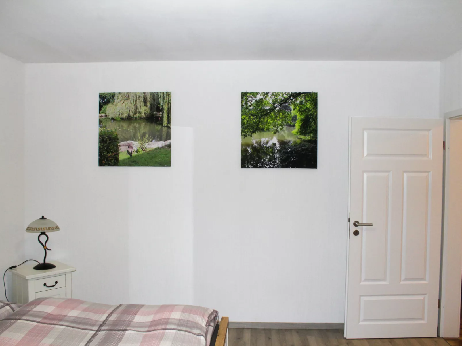 An der Schleuse-Inside