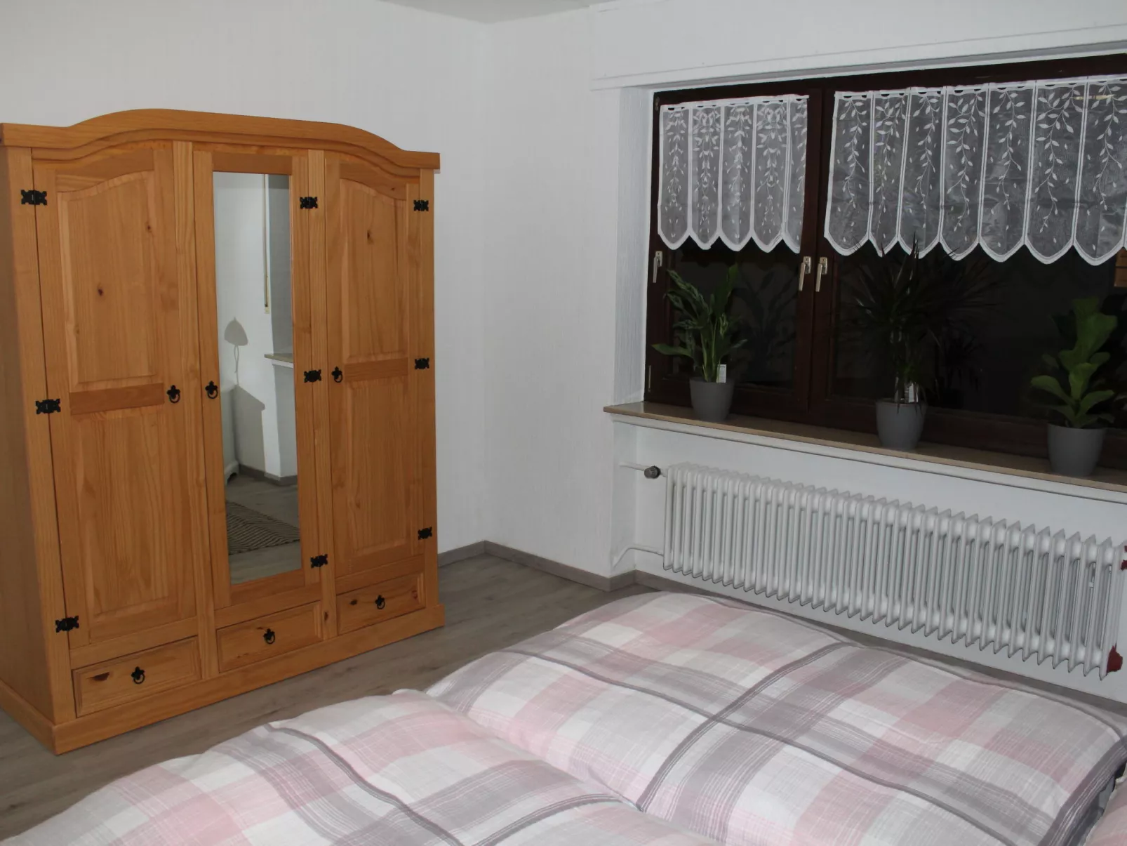 An der Schleuse-Inside