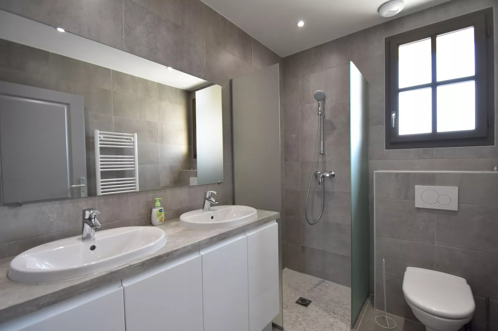 VILLA SAINTE EULALIE-Badezimmer