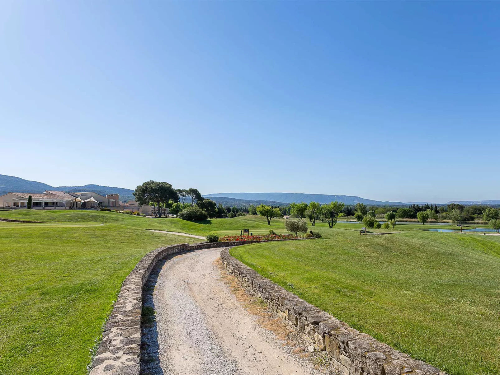 Provence Country Club-Draußen