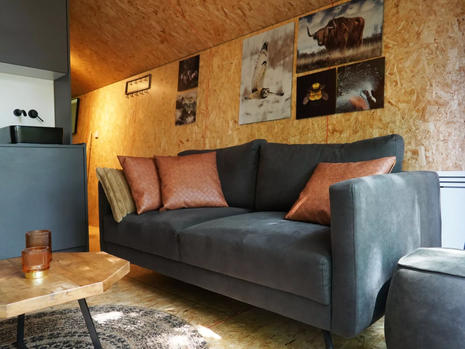 Solo Retreat 4-Inside