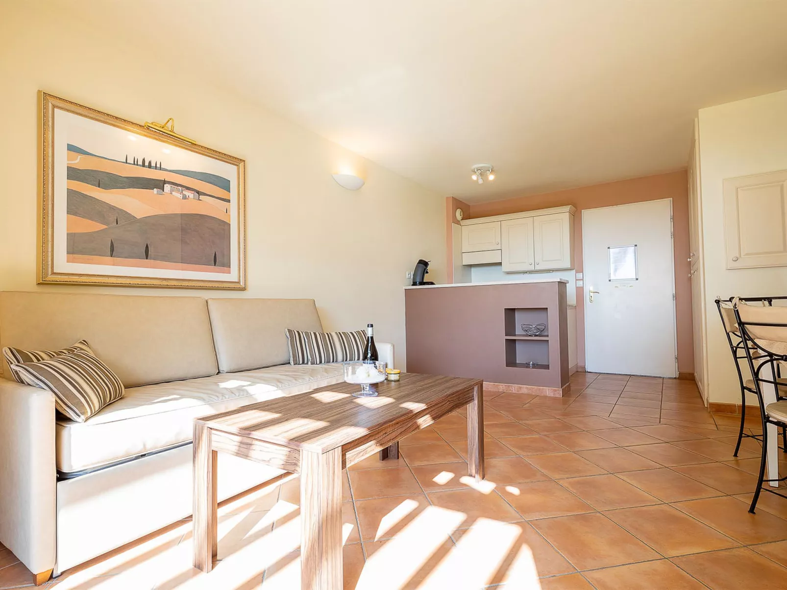 Provence Country Club-Drinnen