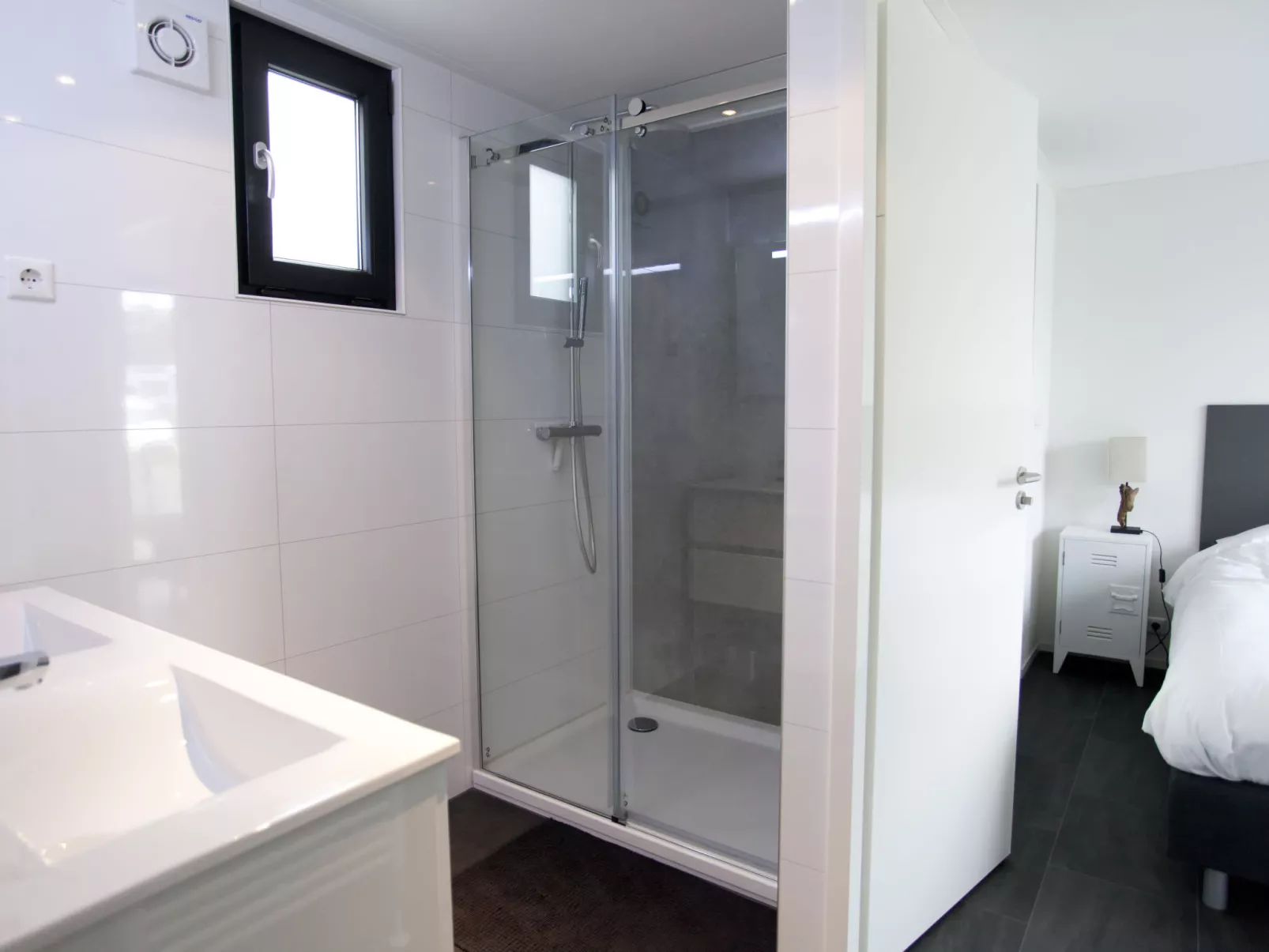 Cube Exclusif Waterfront 4-Inside