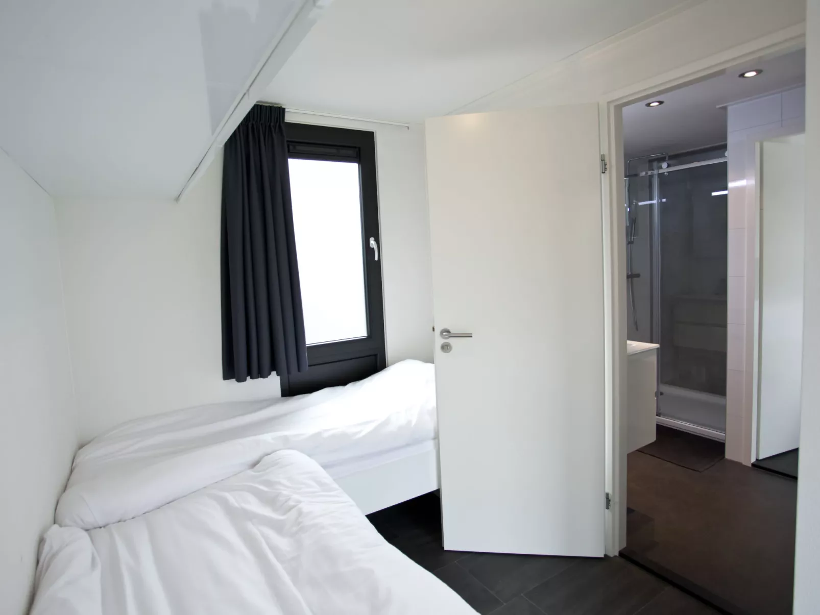 Cube Exclusif Waterfront 4-Inside