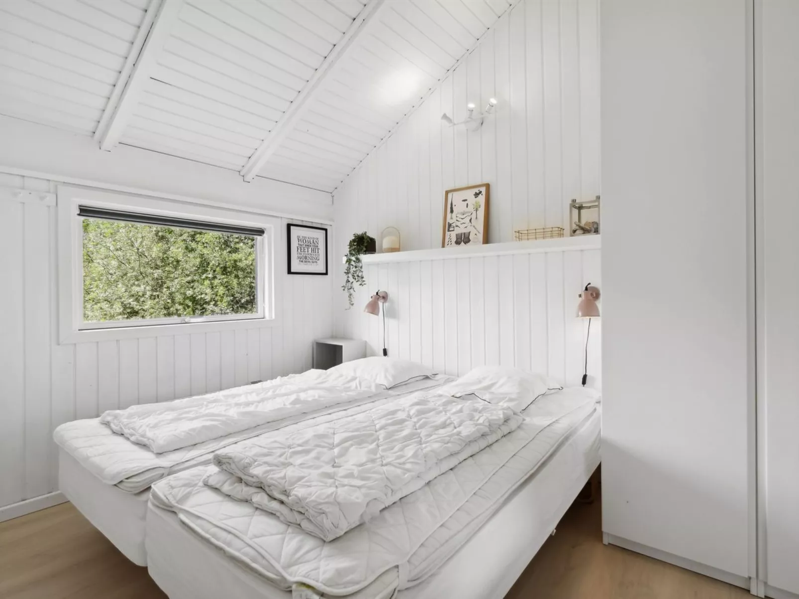"Julie" - 1.5km from the sea-Inside