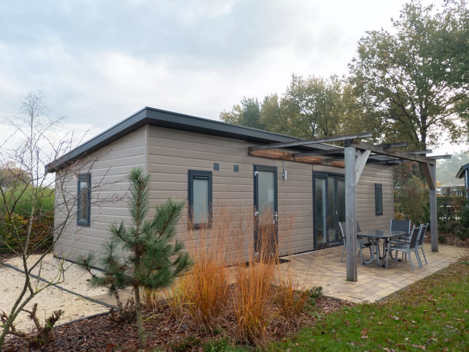 Pavilion 5-Outside