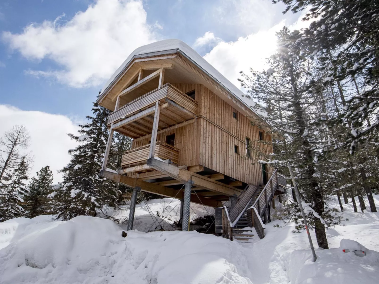 #5 mit IR-Sauna&Sprudelbad innen-Outside