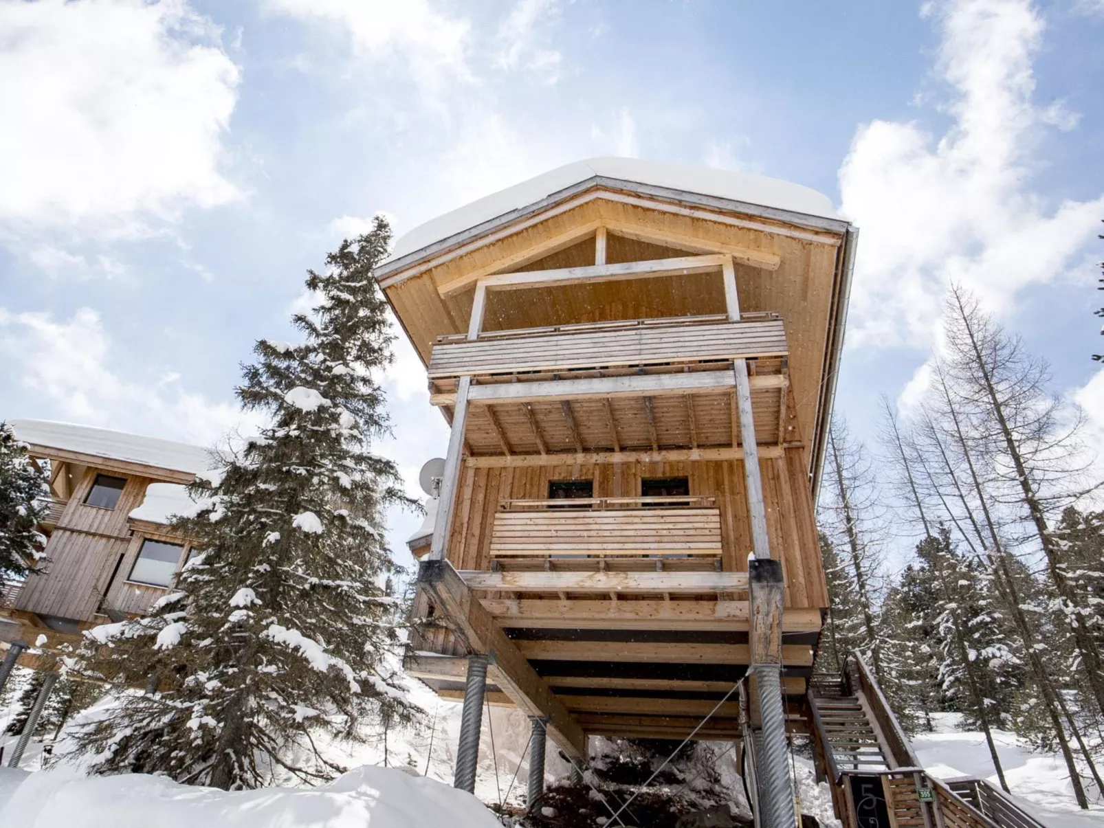 #5 mit IR-Sauna&Sprudelbad innen-Outside