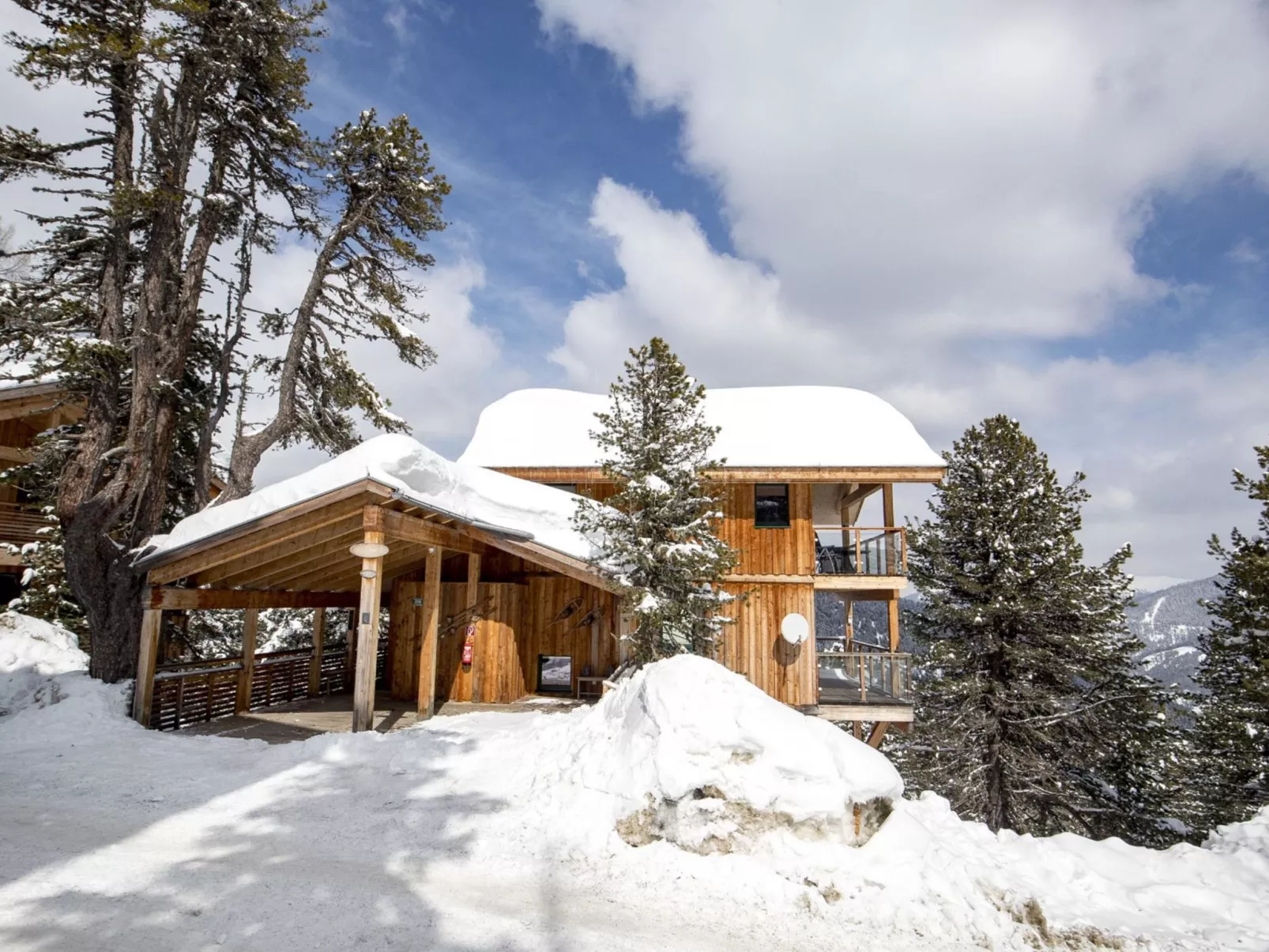 # 6 mit IR-Sauna und Sprudelwanne Innen-Outside