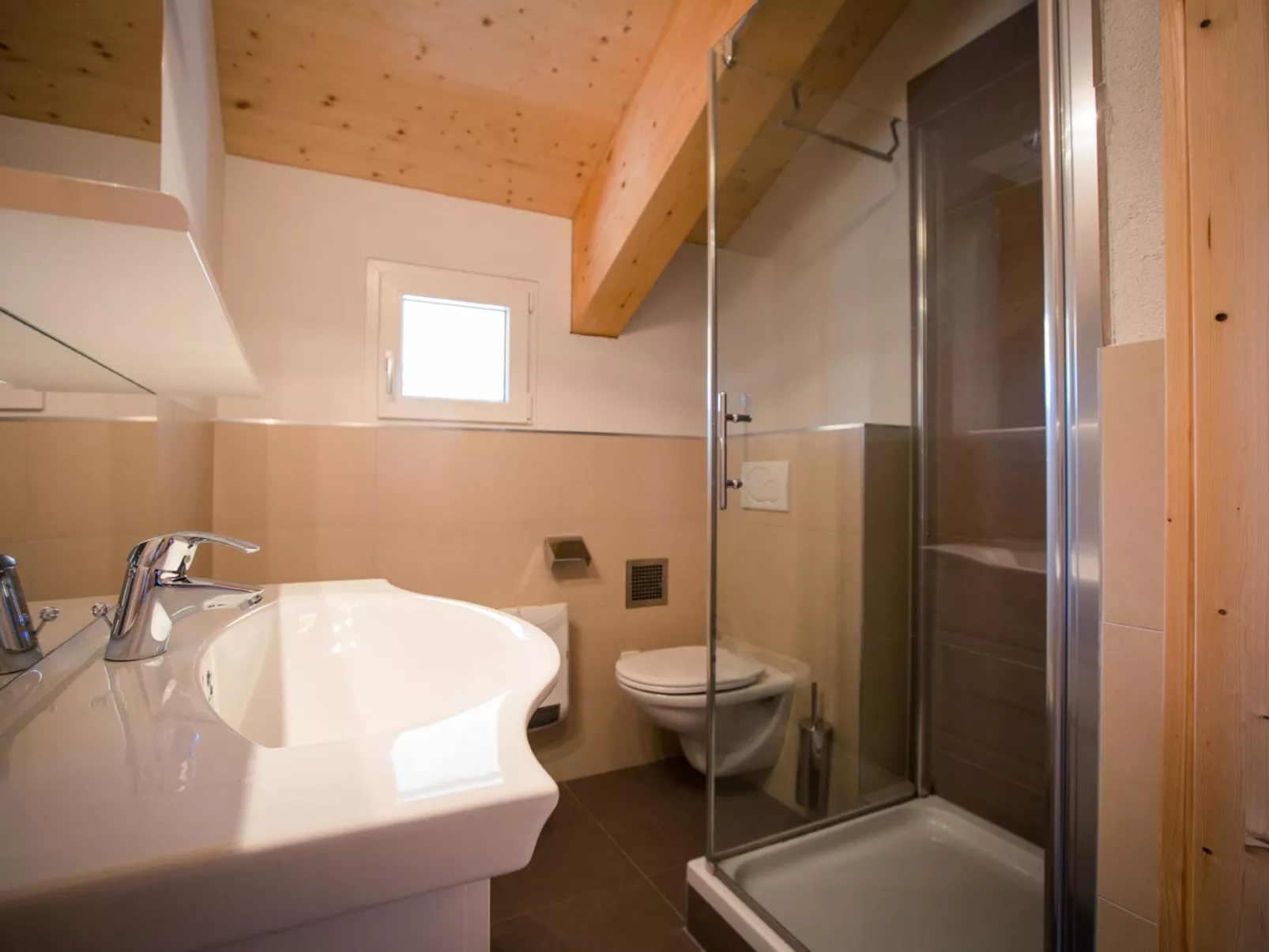 #10 mit Sauna und Sprudelbad Innen-Inside