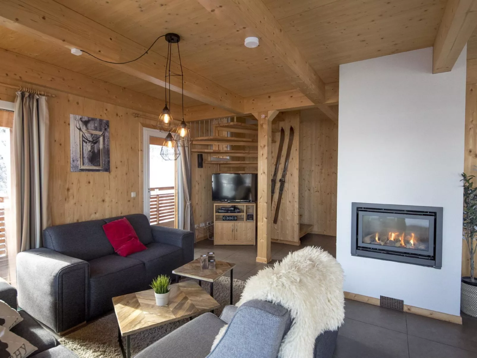 #11 mit IR-Sauna & Sprudelwanne Innen-Inside