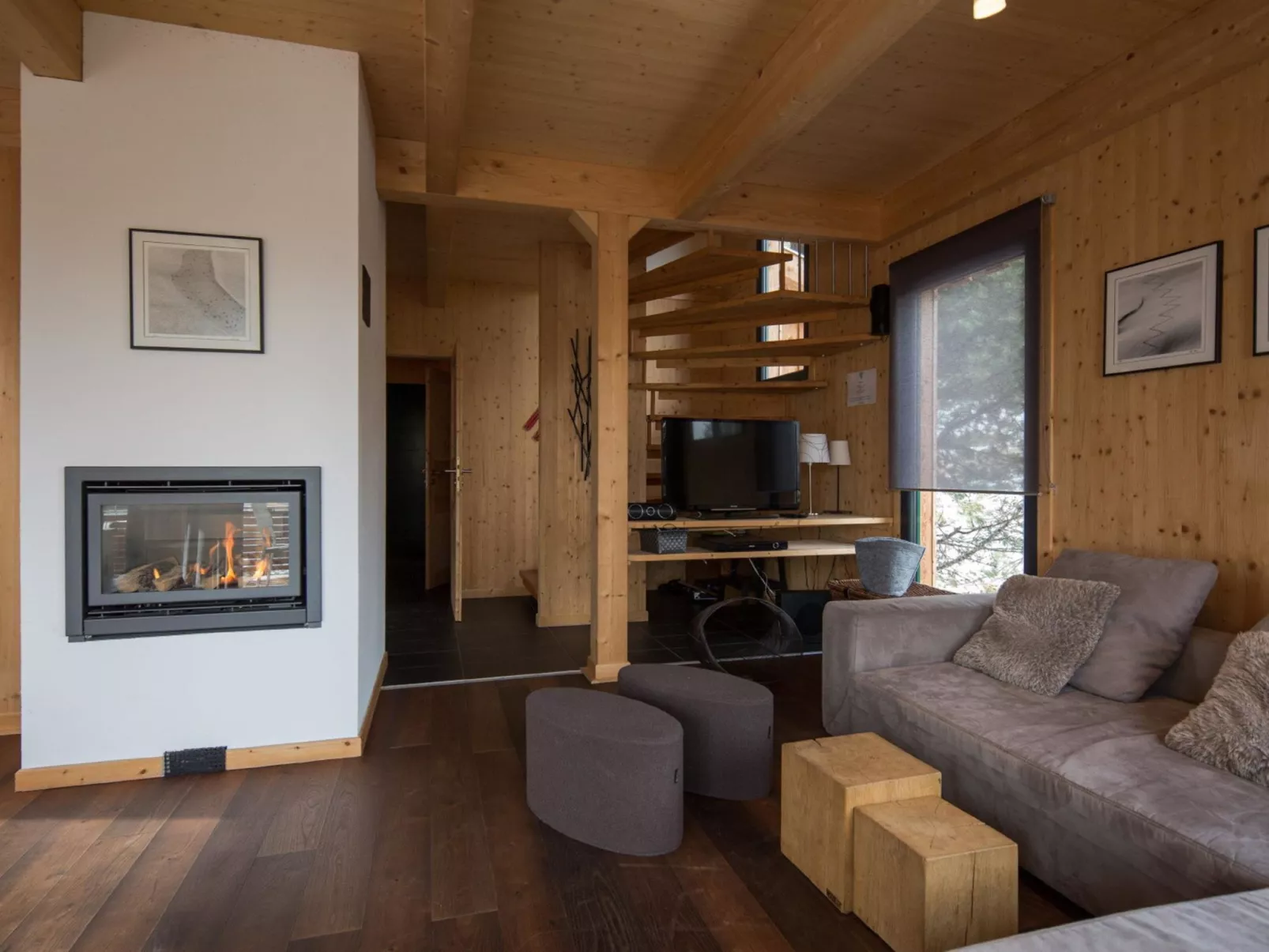#15 mit Sauna & Sprudelbad Aussen-Inside